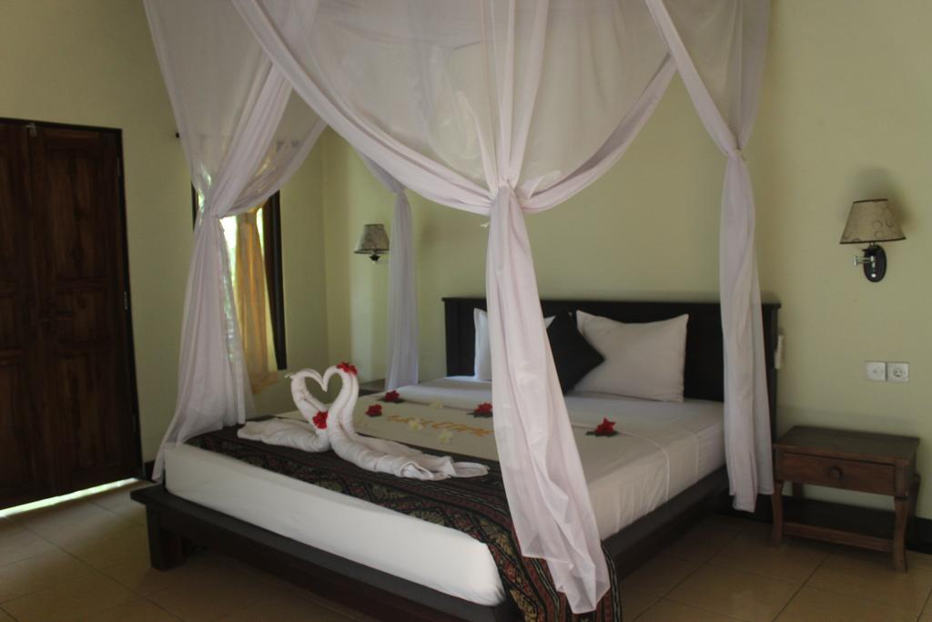 Van Karning Bungalow Pemuteran Екстериор снимка