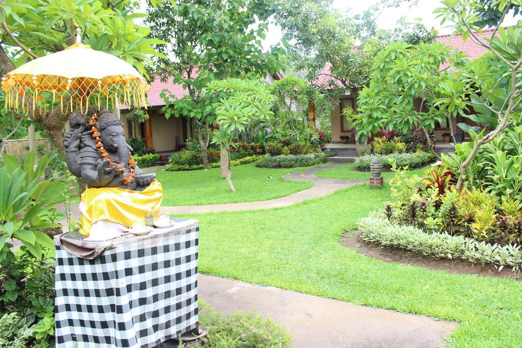 Van Karning Bungalow Pemuteran Екстериор снимка